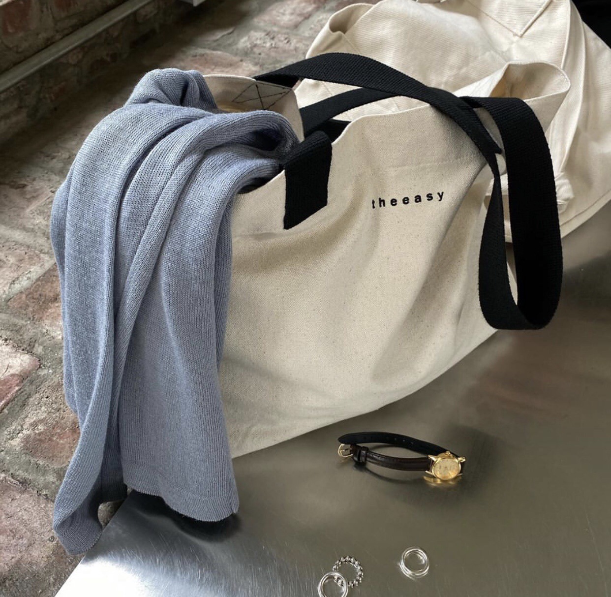 Light luxury niche design French high-looking simple canvas bag shoulder bag handbag shopping bag female student school bag