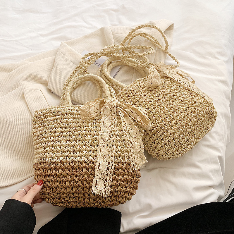 Vacation Style Straw Bag Women's 2024 Summer New Large Capacity Woven Messenger Bag Portable Vegetable Basket Beach Bag