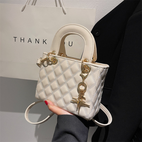 Niche design bags for women 2024 summer new fashion niche portable simple small bag fashionable shoulder crossbody bag