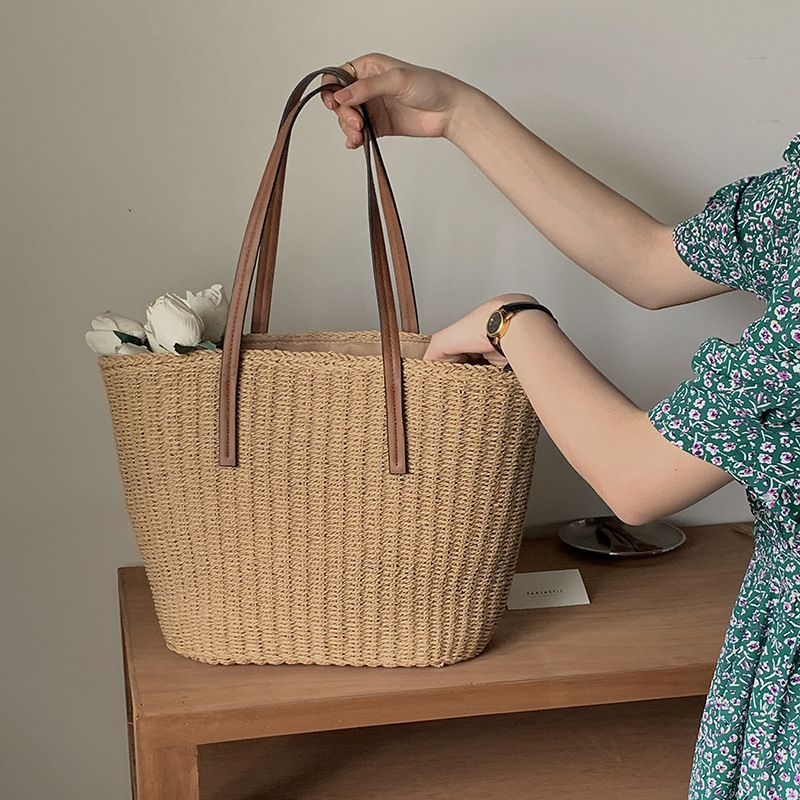 Simple straw bag wholesale new straw bag woven bag vacation beach bag versatile shoulder bag summer commuter tote bag