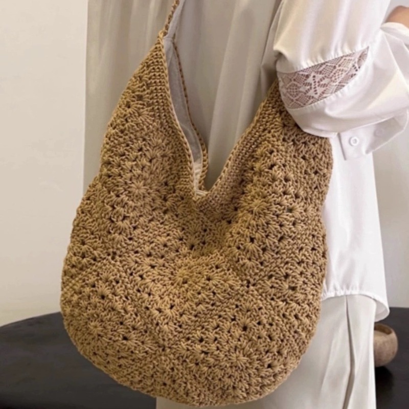 Korean ins literary forest handmade crochet bag casual versatile cotton rope shoulder bag armpit bag vacation bag