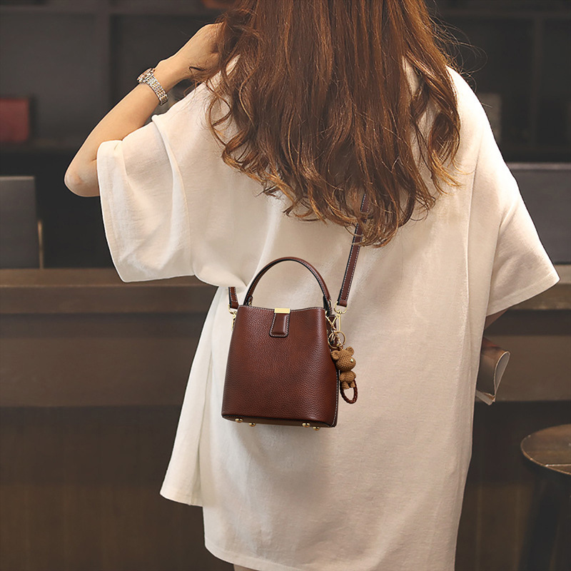 Viney bag ins new bag bucket bag versatile handbag women's bag genuine leather high-end shoulder crossbody bag