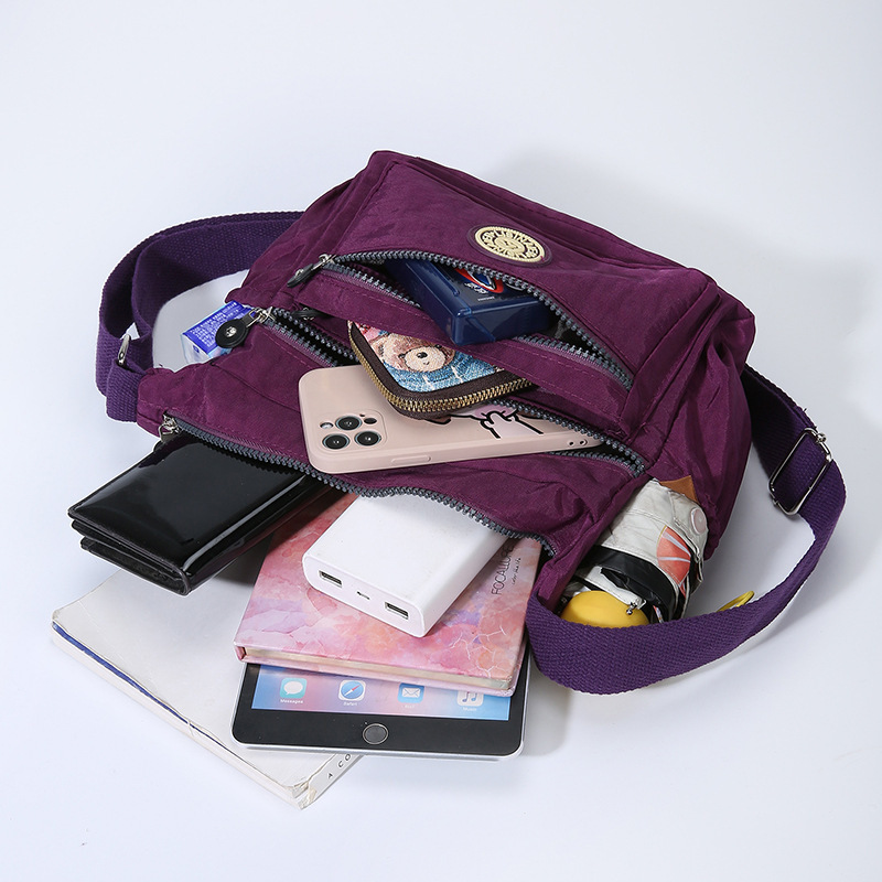 Women's fashionable waterproof nylon bag, versatile commuter bag, cross-body large-capacity shoulder bag for middle-aged and elderly people