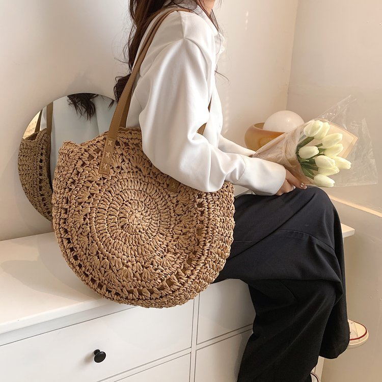 New hollow flower round straw bag single shoulder fashion casual woven women's bag beach bag retro