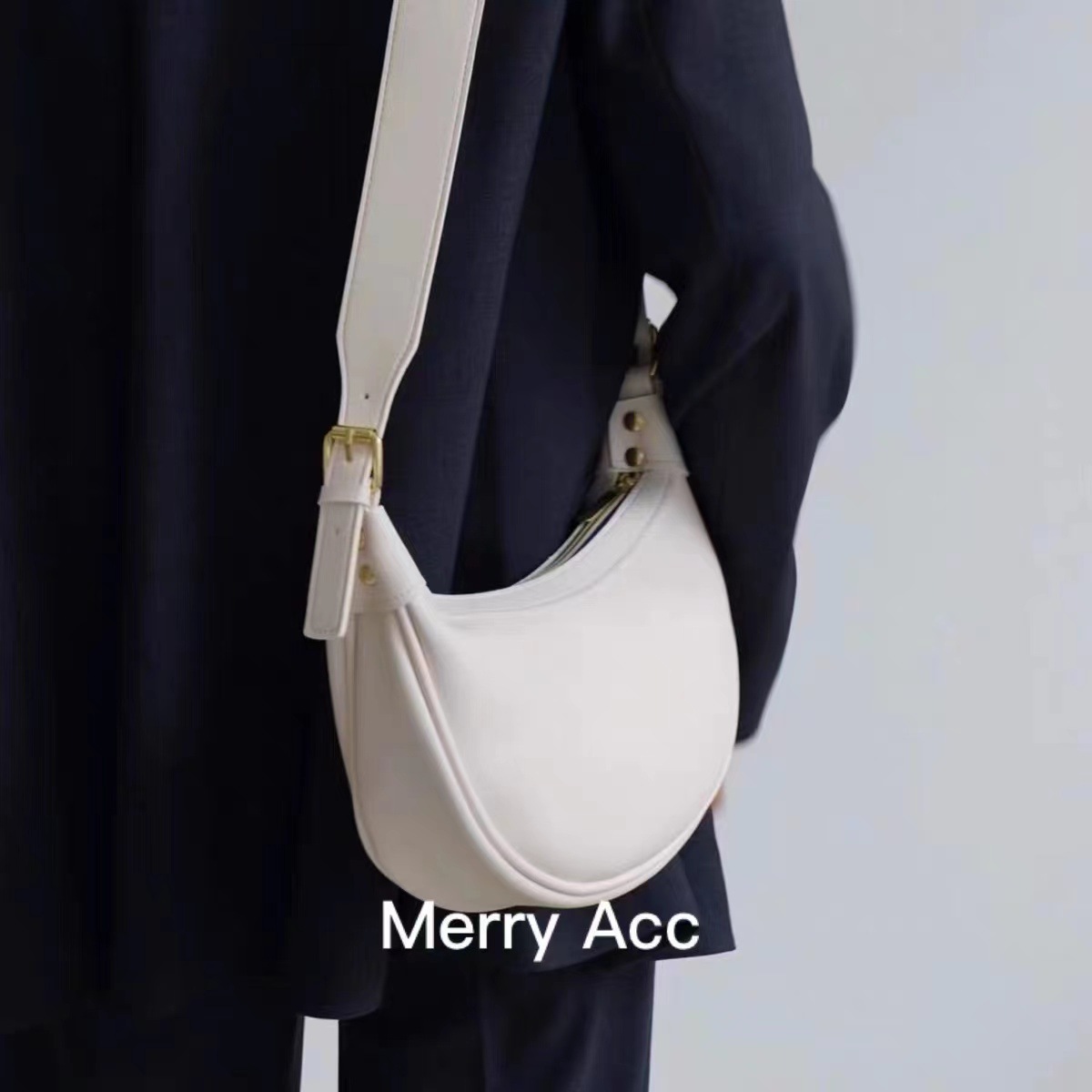 Bag women 2024 niche design new casual commuter crescent bag diagonal versatile dumpling bag high-end