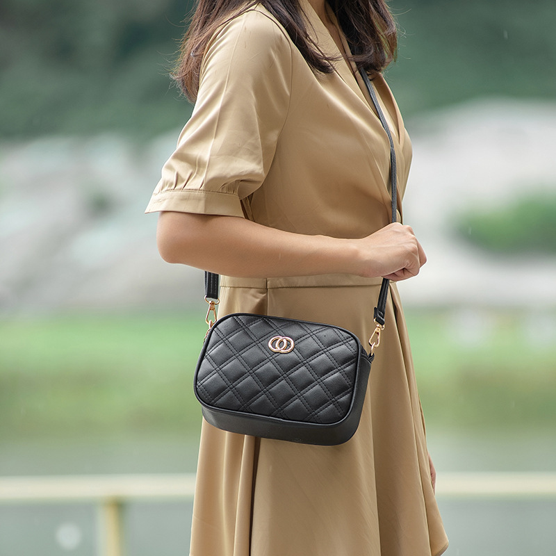 Textured bags 2024ladies bags foreign trade wholesale ladies bags embroidered fashion large capacity women's bags