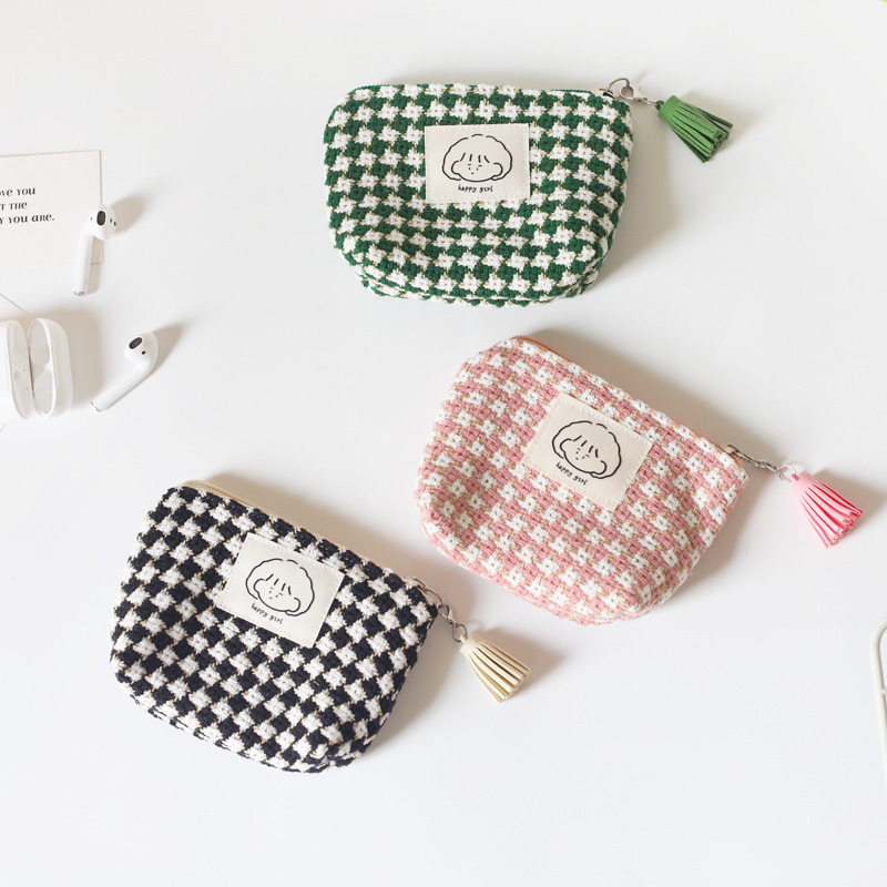 New winter plaid coin purse for women, compact and portable, Korean style student cute storage bag, black and white plaid mini bag