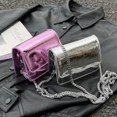 Popular crocodile pattern women's bag, new patent leather laser, fashionable style chain, simple small square bag, versatile mini