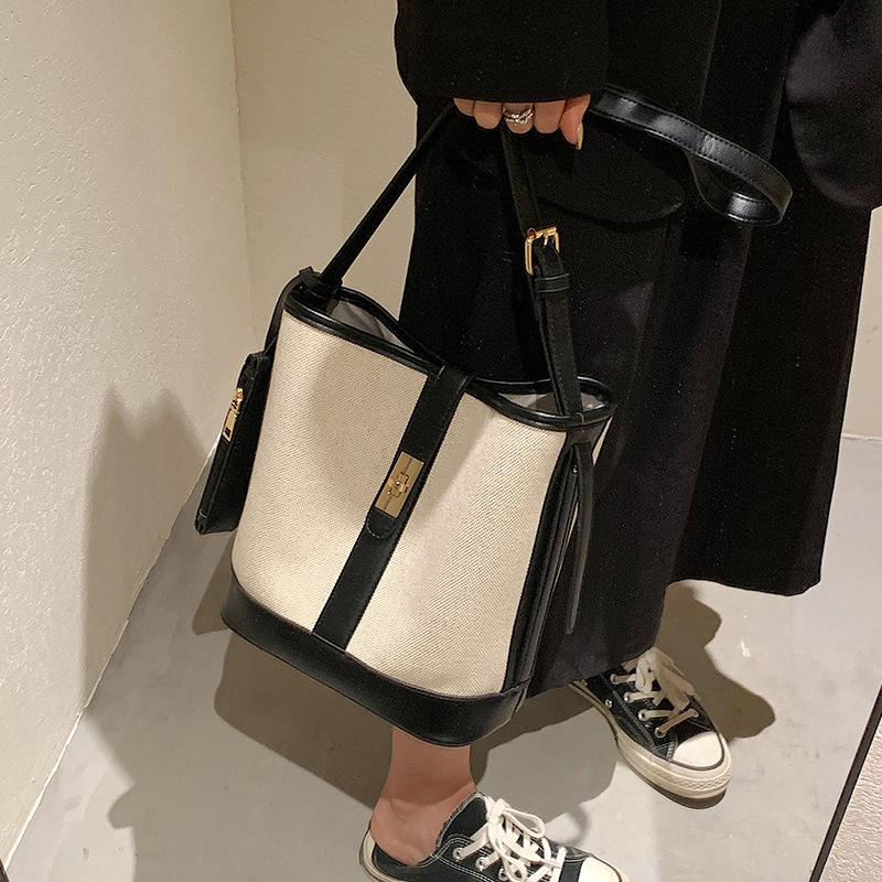 Large-capacity bag women's bag 2024 new trendy fashion versatile summer shoulder crossbody bag canvas mother-in-law bucket bag