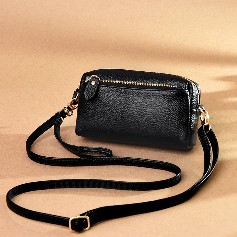 Genuine leather shoulder bag for women, new trendy fashionable simple small bag wholesale horizontal crossbody mobile phone bag for women