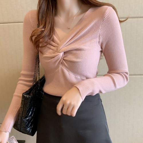 2024 Autumn/Winter New Twist Design Slim Fit Wool Knit Top for Women V-Neck Top for Layering as Sweater or Base Shirt
