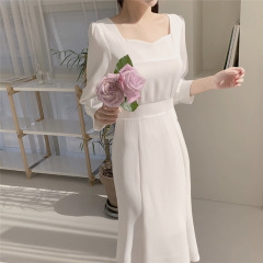 French elegant and elegant style, clavicle-revealing, square-neck, waist-cinching, slimming and versatile dress