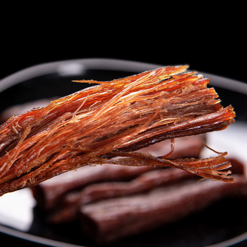 Beef jerky, Inner Mongolia air-dried shredded beef specialty, vacuum-packed fitness snacks, spicy bagged cooked food