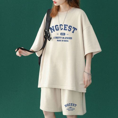 300 pounds extra large size suit women's short-sleeved shorts fat mm belly cover foreign style Hong Kong style retro casual two-piece set summer