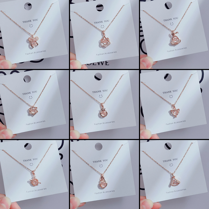 Smartly designed necklace for women, titanium steel, non-fading, simple, clover clavicle chain, niche internet celebrity necklace