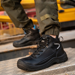 Four Seasons cross-border new breathable, comfortable and lightweight fly-knit mesh steel toe-toe safety protective work shoes, labor protection shoes for men