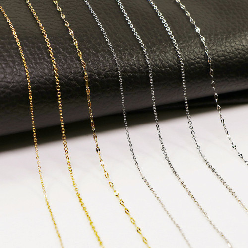 Women's collarbone necklace chain chain lip flat cross stainless steel necklace with chain ready for sale