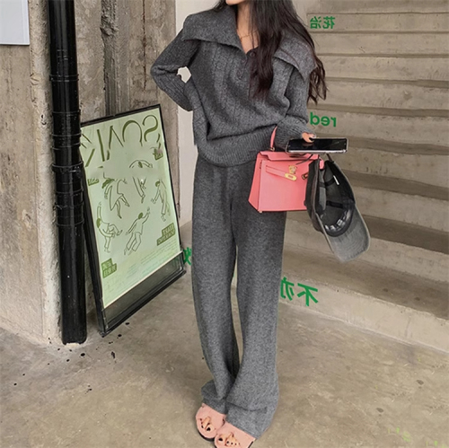 Fashion casual knitted suit for women in autumn and winter new style loose soft glutinous twist pullover sweater wide leg pants two piece set thick