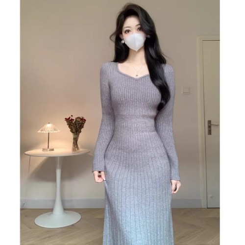 Foreign trade quality knitted autumn and winter sweater dress, long over-the-knee long-sleeved thickened hip-covering dress