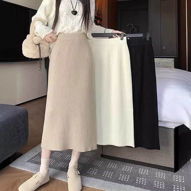 Hollow striped knitted skirt, autumn and winter mid-length sweater skirt, loose hip-hugging skirt, versatile high-waisted A-line straight skirt