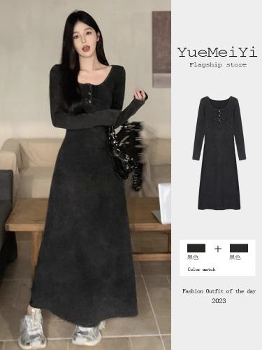 Black square neck hip-hugging long skirt for women 2024 new autumn and winter style high-end knitted dress with coat