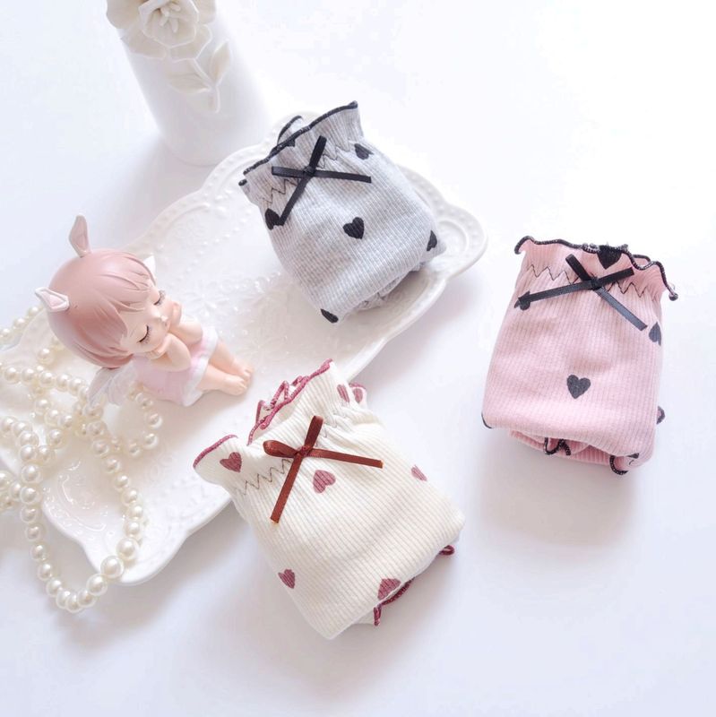 Japanese style small fresh pure cotton colored cotton pit strip cotton lotus leaf princess student triangle girl cute ladies underwear