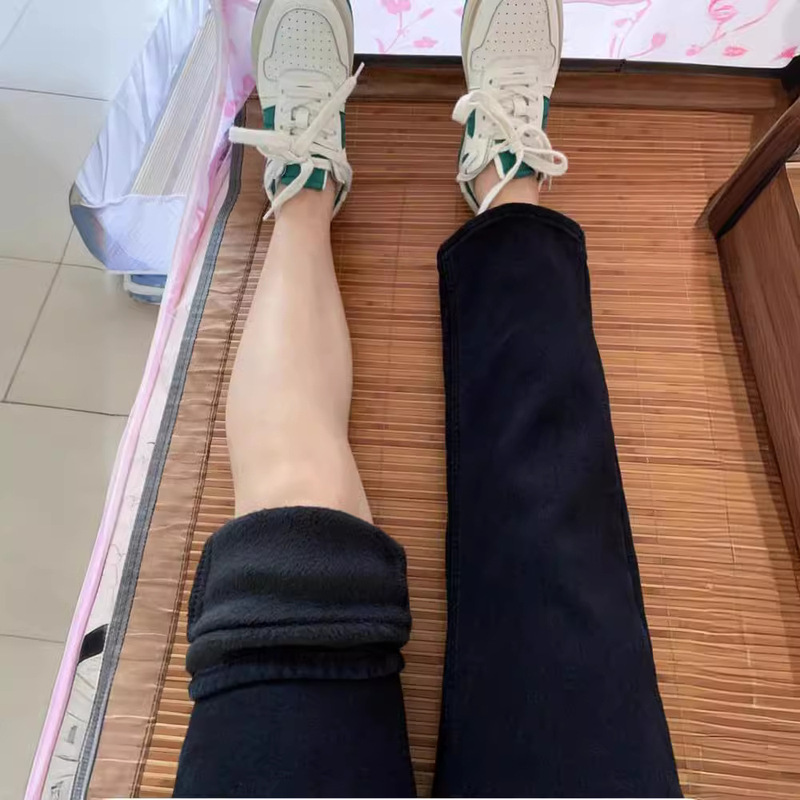 Black straight-leg jeans for women, spring and autumn narrow version, large size fat mm, high-waisted elastic slimming nine-point pear-shaped body pants