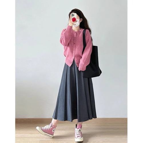 Large size gray suit skirt for fat mm and small people in spring, pleated skirt, mid-length skirt, A-line umbrella skirt