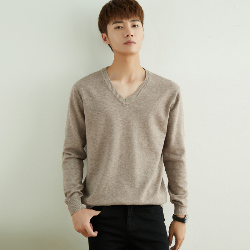 Autumn new men's sweater V round neck long-sleeved outer sweater loose Korean style large size bottoming shirt