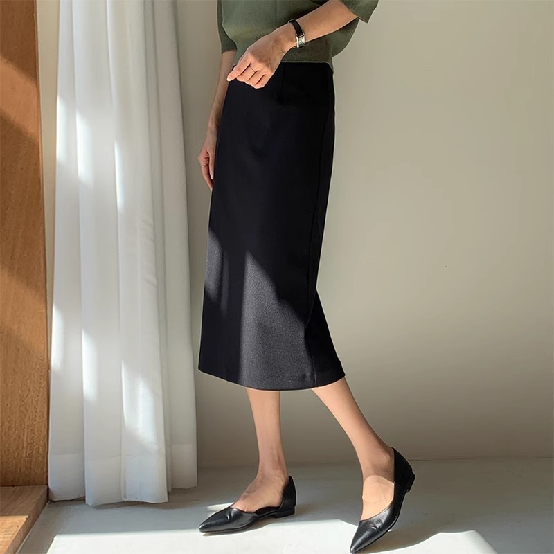 High-end suit skirt for women autumn and winter 2024 new drapey high-waisted straight pants commuting professional hip-covering half-length skirt