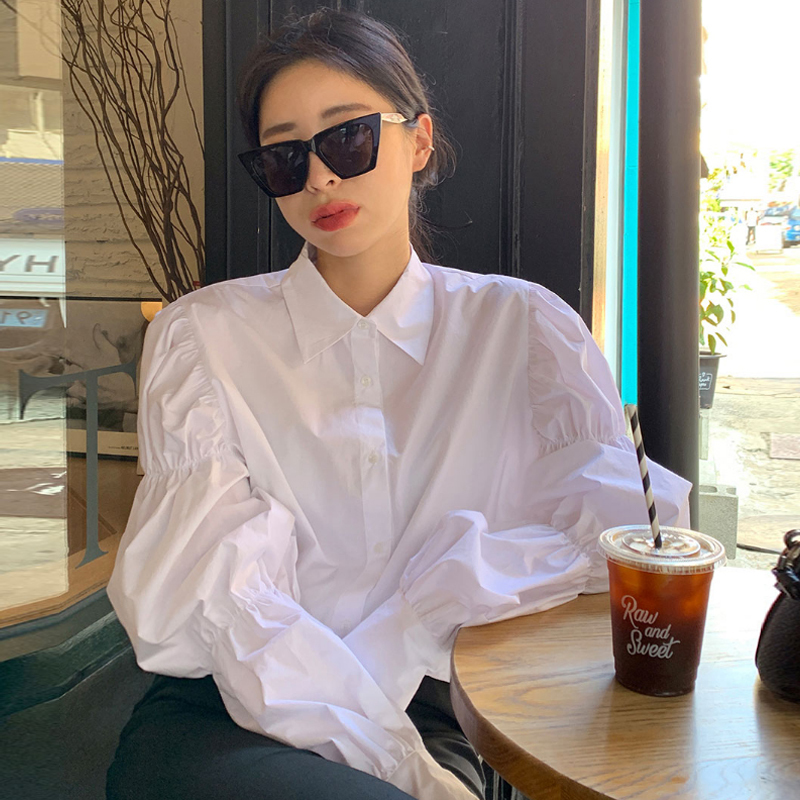 Niche design puff sleeve white shirt for women new year Hong Kong style gentle palace style scheming chic top