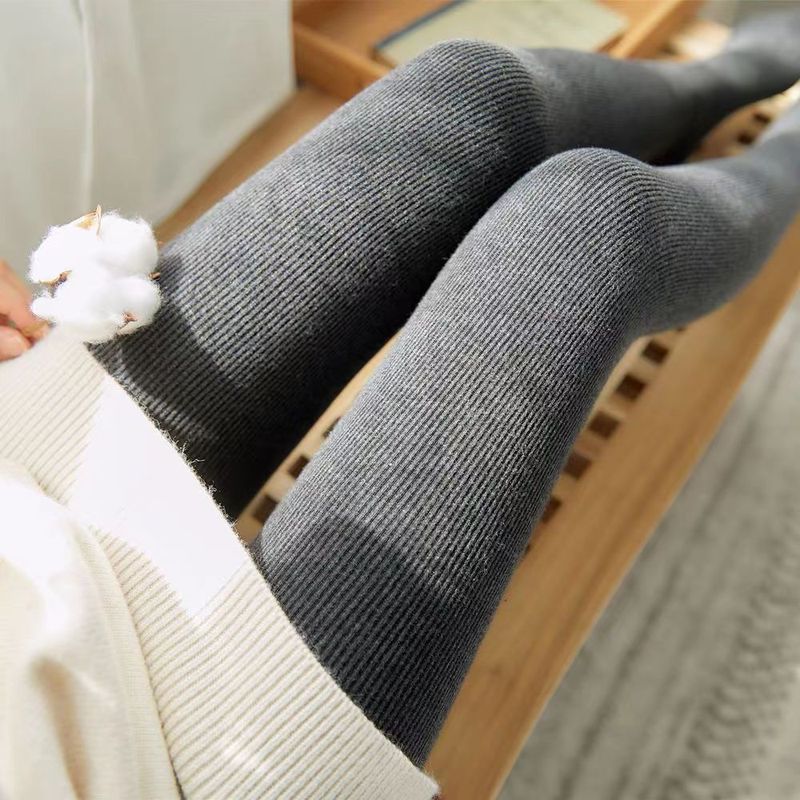Autumn and winter cotton plus velvet thickened Givenchy leggings for outer wear slimming one-piece pants large size high waist cotton vertical strip warm pants
