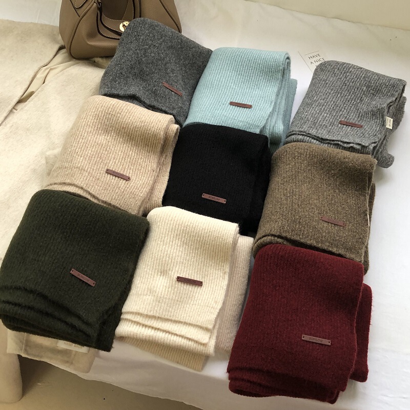 10% wool scarf new winter versatile Korean style student solid color leather label high-end scarf with coat
