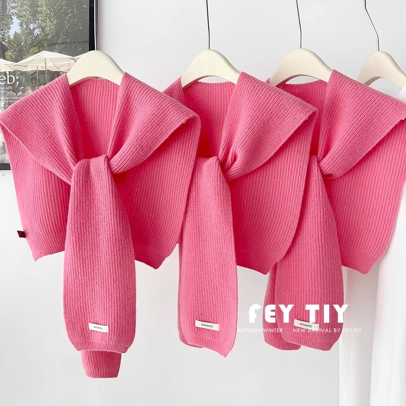 Cream berry powder for whitening and reducing age, 100% pure wool knitted shawl for women, outer wear, spring and autumn shoulder green