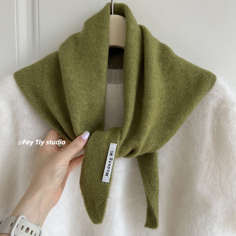 British original niche brand including wool knitted triangle scarf women's headscarf knitted scarf multi-functional warm and versatile