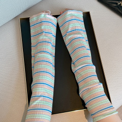 New loose straight sun protection sleeves for women with striped pleats and high-looking students' outdoor ice sleeves