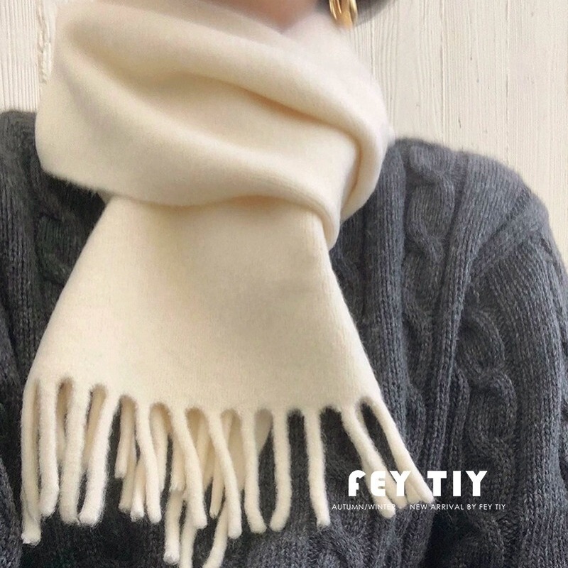 New solid color wool scarf with metal label, soft and waxy long tassel scarf for couples, warm and versatile small shawl for autumn and winter