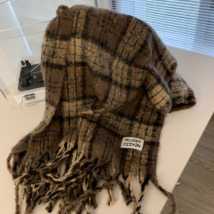 Scarf winter women's high-end 2024 new plaid couple warm and thickened long shawl integrated neck scarf trendy