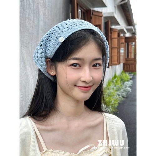 Cute hand-knitted parent-child triangle scarf, artistic headscarf for women, lazy and relaxed outfit, travel photo bag, headscarf