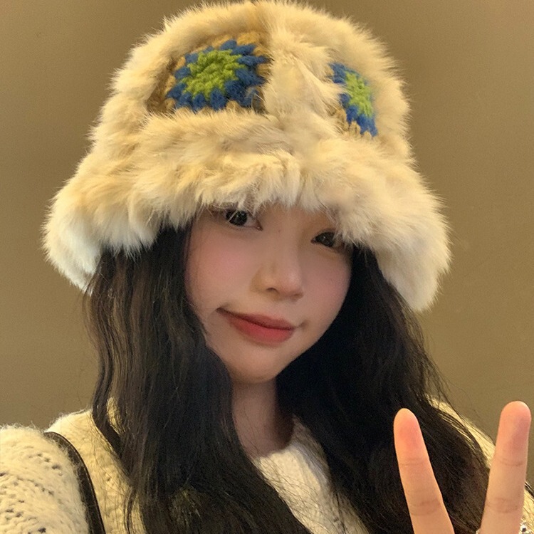 Rabbit fur lion hat for women in autumn and winter, cute and warm plush fisherman hat, versatile face-showing small bucket, furry basin hat