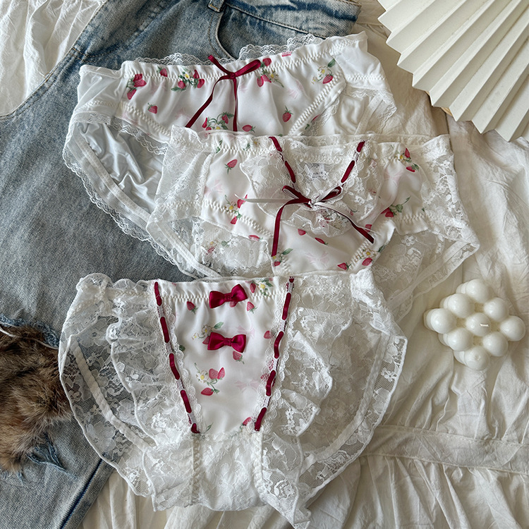 Strawberry Shortcake♥ Early summer breathable thin lace milk silk bow cute and sweet girl underwear sweet style