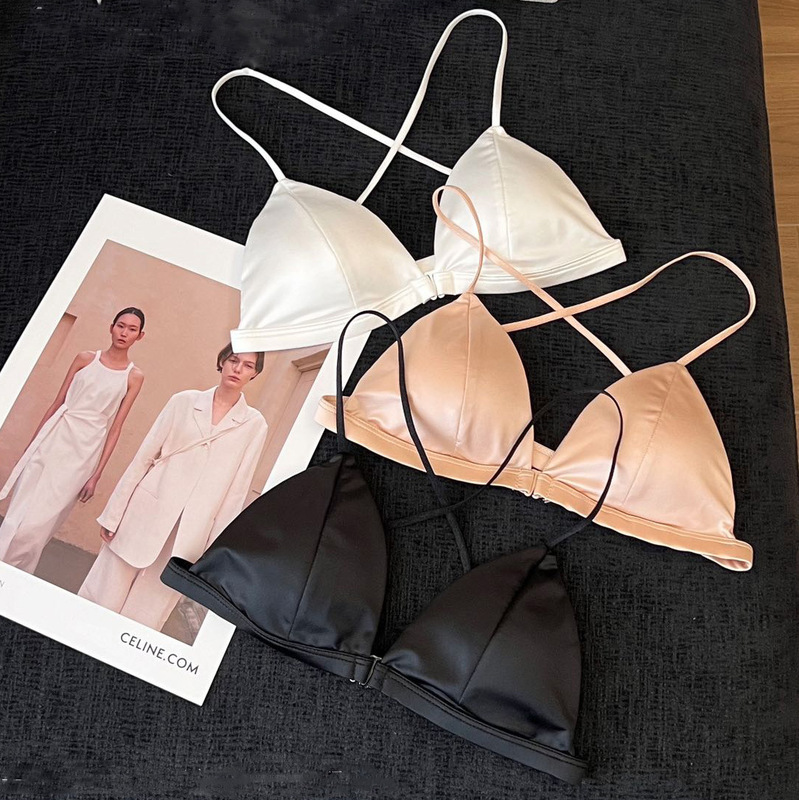 Seamless bra for women in summer, thin, small breasts, gathered, sexy front buckle, summer thin shoulder straps, triangle cup, beautiful back bra