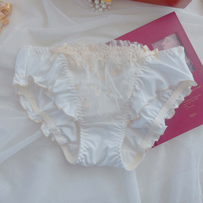 New women's underwear wholesale light luxury embroidered cute milk silk smooth and breathable girl's briefs comfortable and hip-covering