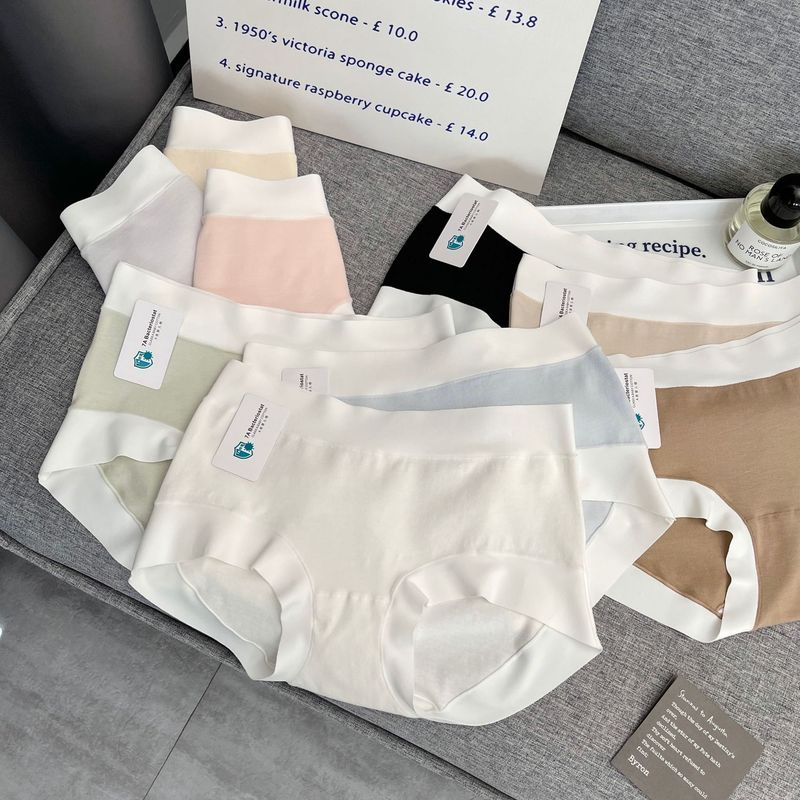 688A category baby cotton hip-covering, seamless, comfortable and skin-friendly girl's mid-waist underwear pure cotton whole body 7A antibacterial