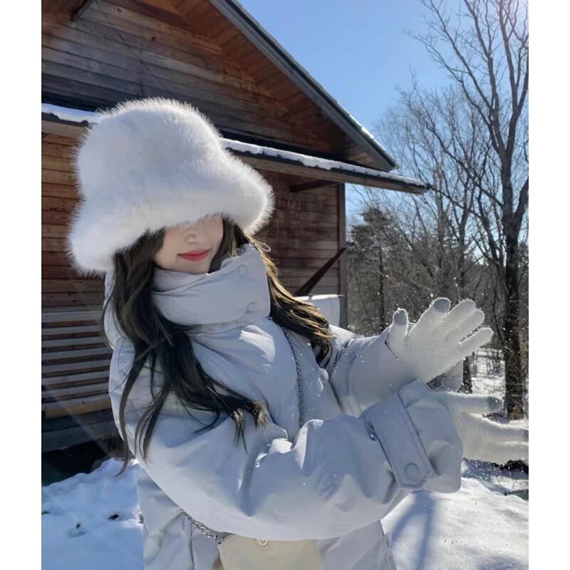 Imitation mink pink fisherman hat, winter snow photography atmosphere white basin hat