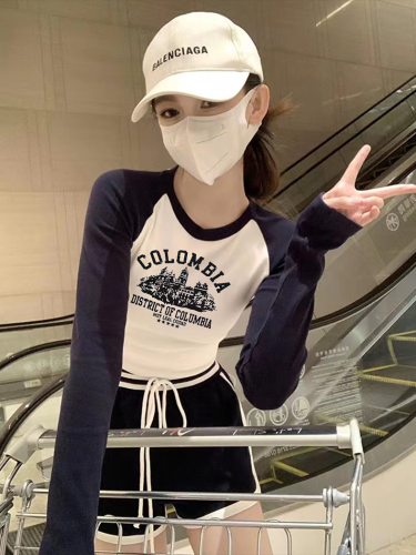 】Threaded polyester】(Free on all platforms) Fashionable patchwork contrasting color long-sleeved T-shirt printed top for women