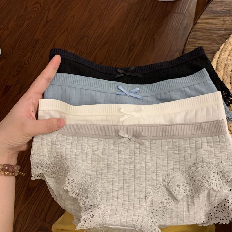 Pure cotton underwear for women, comfortable, breathable and thin, pure cotton for girls, simple low-waisted, traceless girls' large size briefs