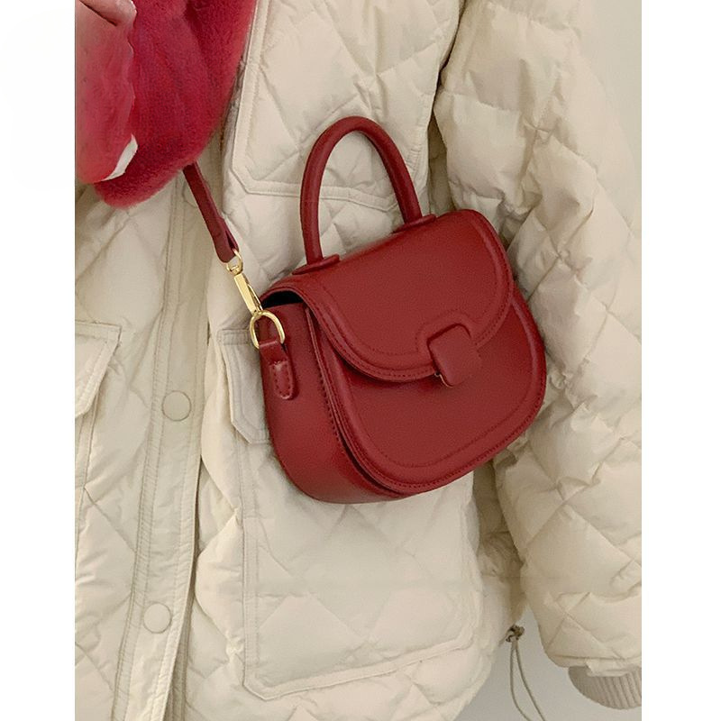Red handbag women's autumn and winter trendy versatile ins small square bag high-end texture niche crossbody bag