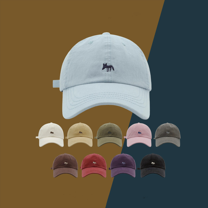 Cute and versatile little fox embroidered baseball cap for men and women, Korean style street fashion peaked cap that makes your face smaller