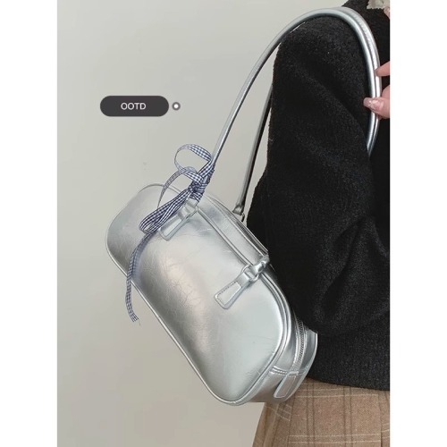 Korean style fashionable bow handbag for women 2024 new niche design armpit bag large capacity pillow bag